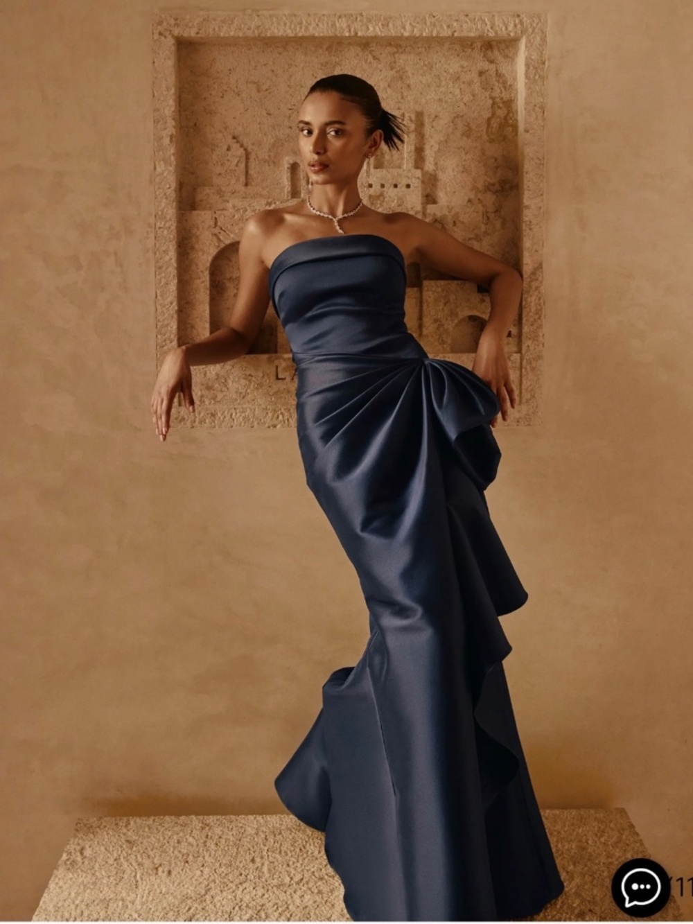 Evening gown - navy size 16-18